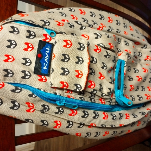 Kavu Other - Kavu one shoulder bag unisex/ Nude with orange and black 🦊